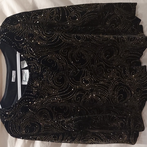 Beautiful Vintage Cropped Party Jacket Black with Gold Flowing Pattern SIze Med. - Picture 1 of 8